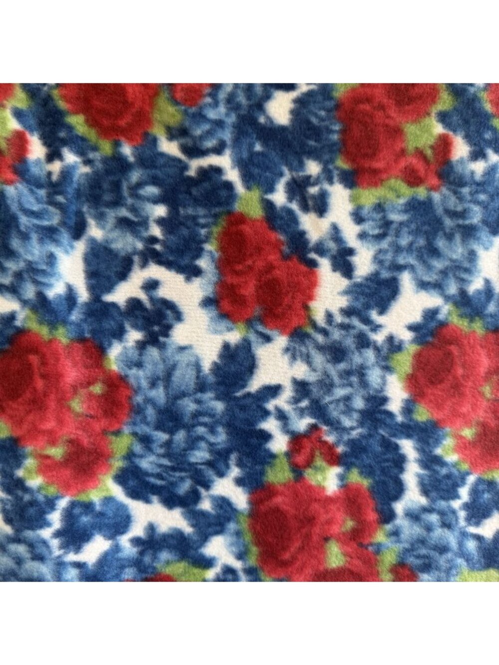 The Pioneer Woman Vintage Floral Fleece Fabric Textiles Navy Red 3.3 Yards